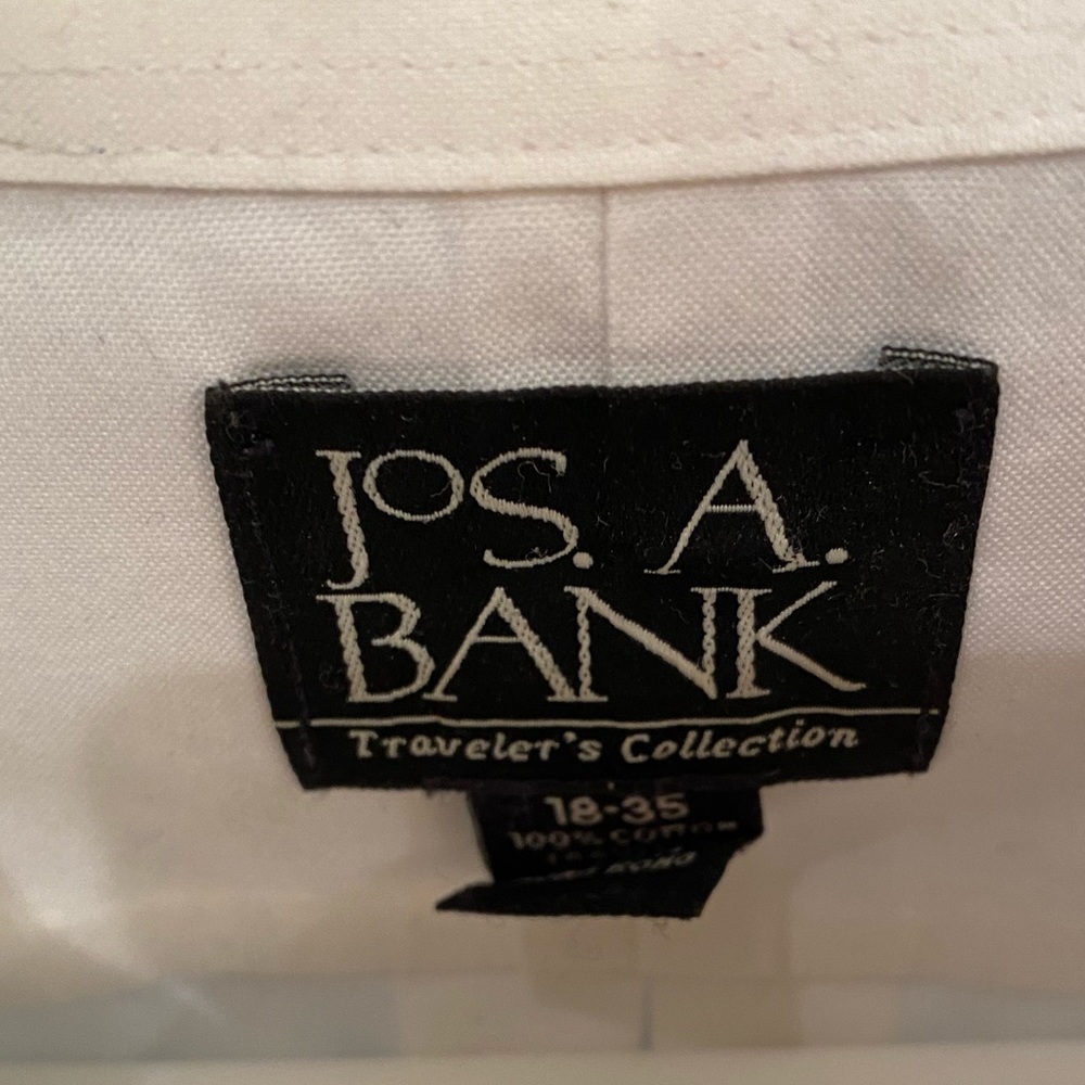 Men’s 18x35 dress shirt, josABank traveler’s collection, button down